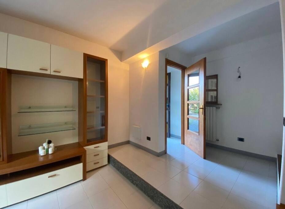 Appartamento Castiglioni Грандате Экстерьер фото